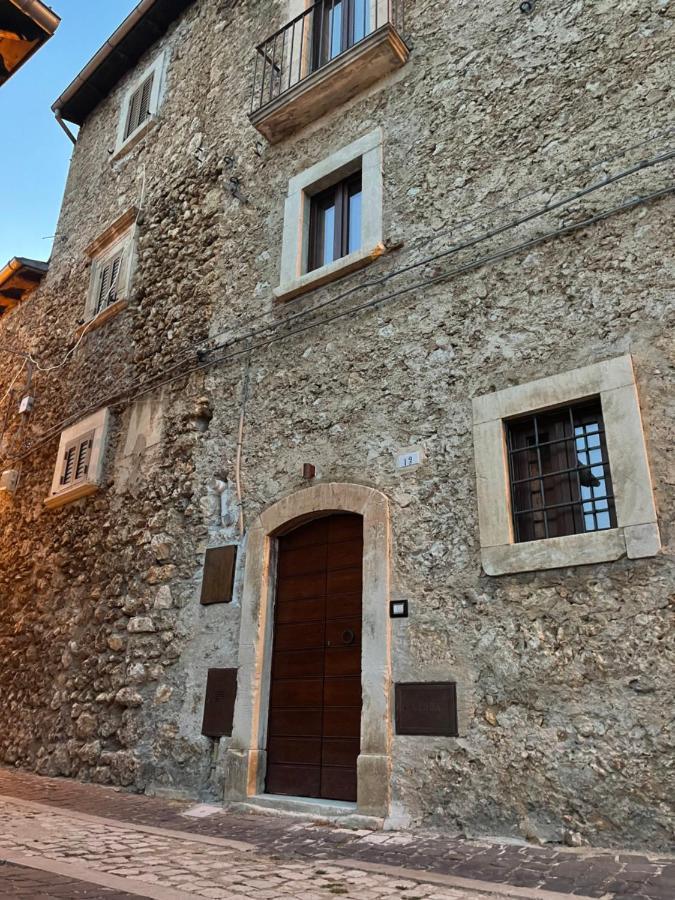 La Casa Di Mezzo Villa Calascio Eksteriør billede